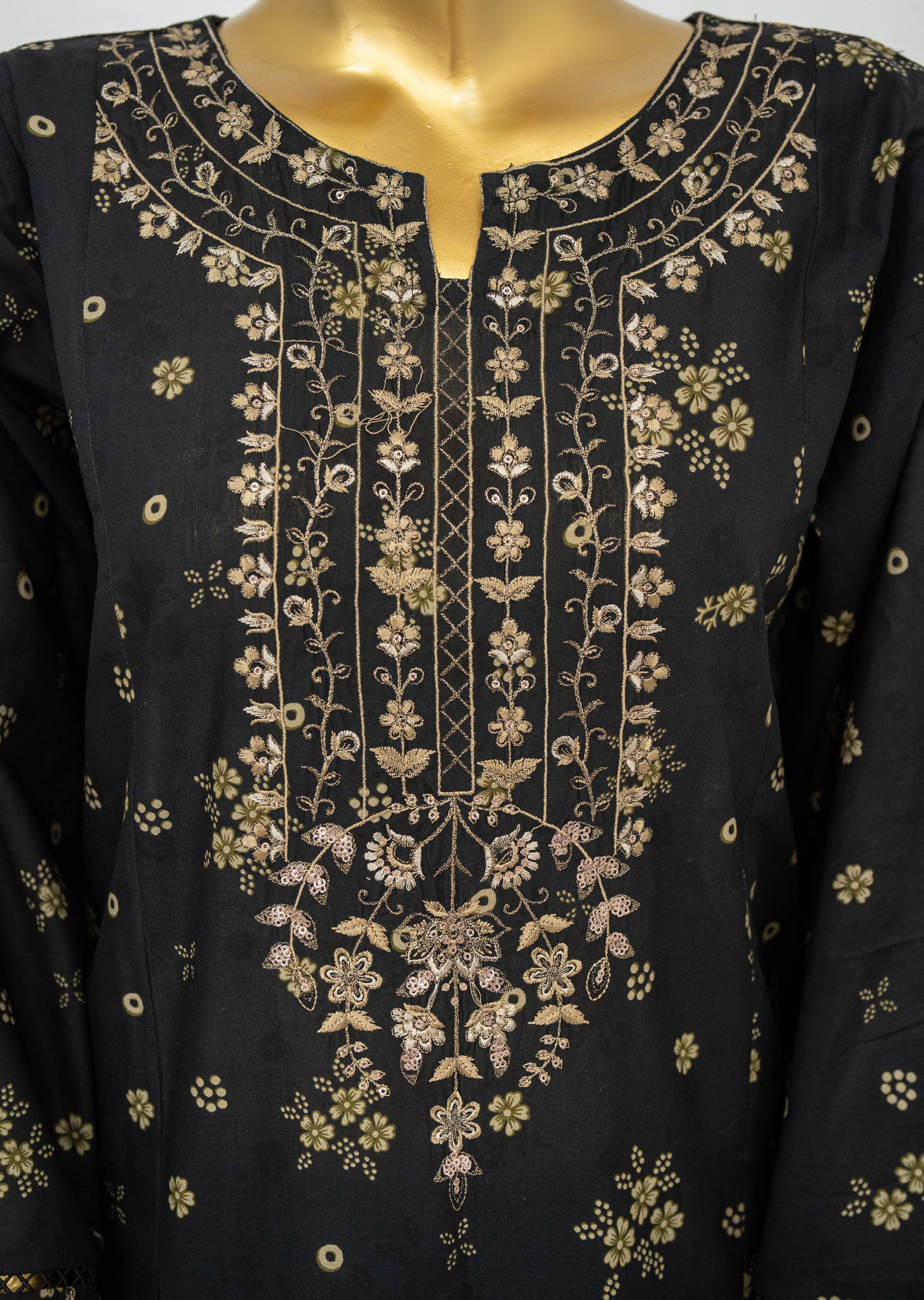 Bin Saeed Luxury Exclusive Embroidery 3 Piece Stitched Lawn Collection 2026 D#01