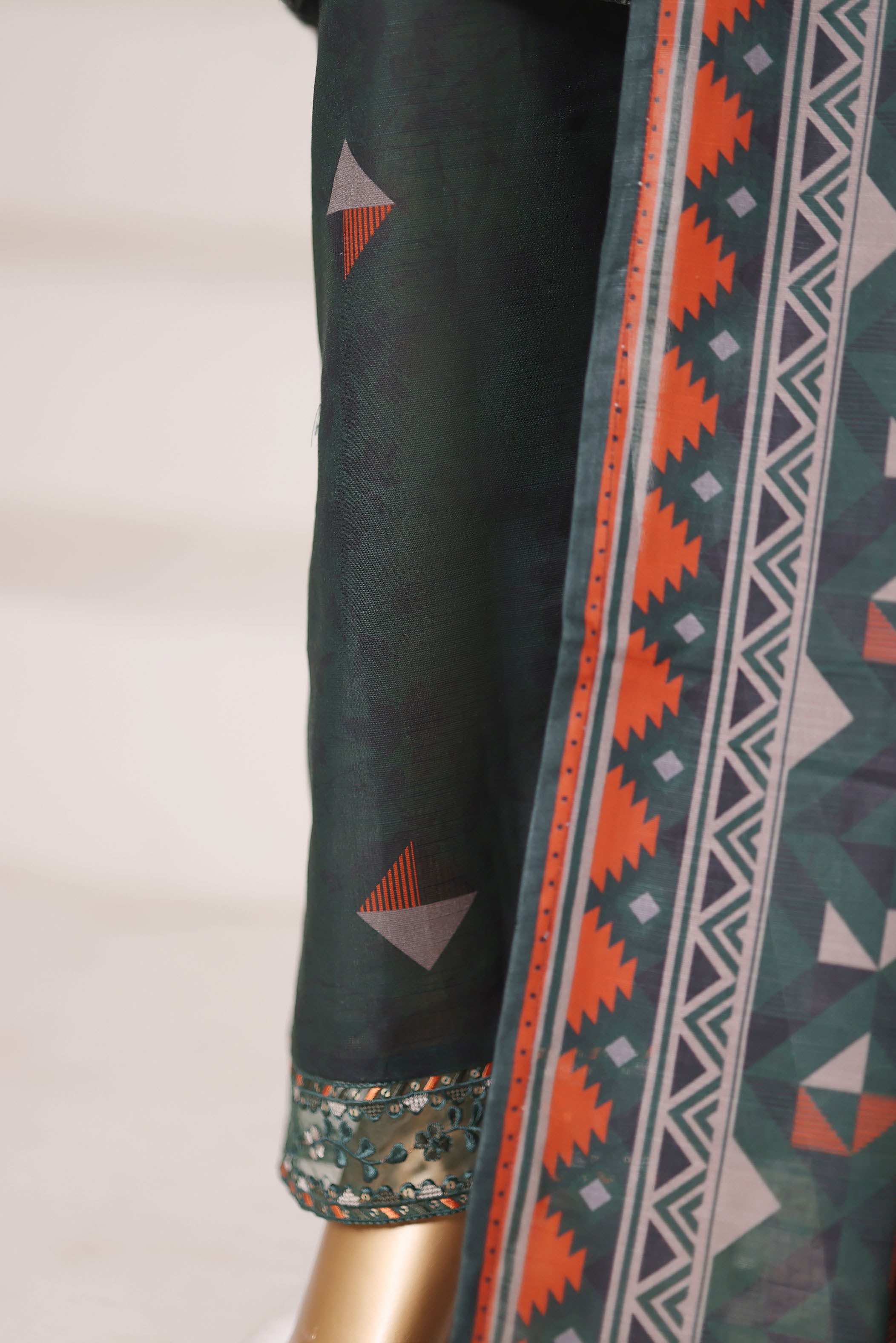 Sadabahar Malika Khaddar Short Length 3Piece Stitched Vol-02 Collection 2025. D-50 Green