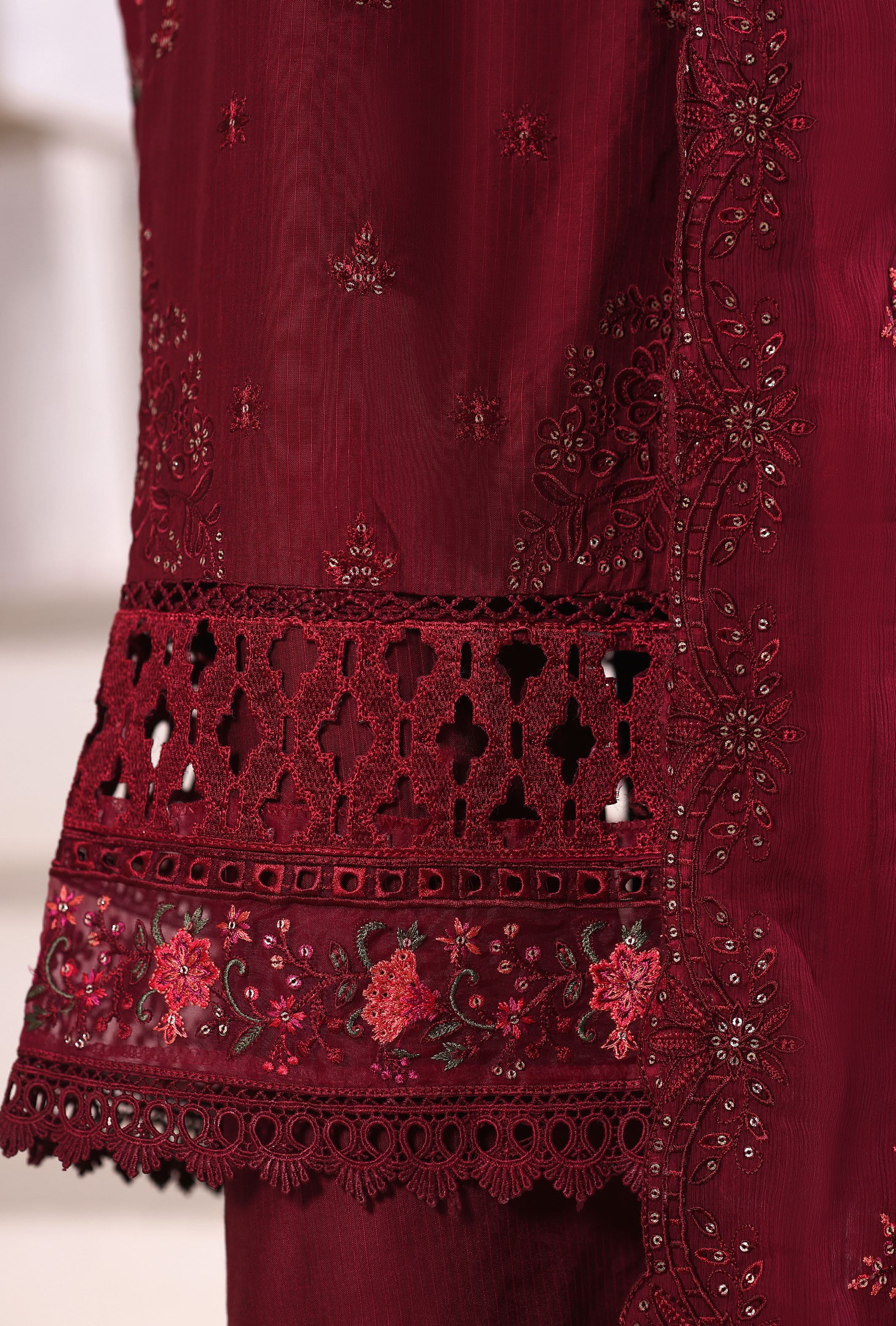 Sadabahar Luxury Viscous Embroidery With Chiffon Embroidery Dupatta Stitched Vol-01 Collection 2025. LEV-02 Mahroon