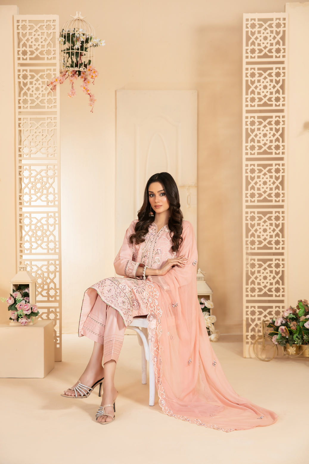 TAABIR BY TAWAKKAL LUXURY FESTIVAL 3PIECE STITCHED COLLECTION 2026 D#04