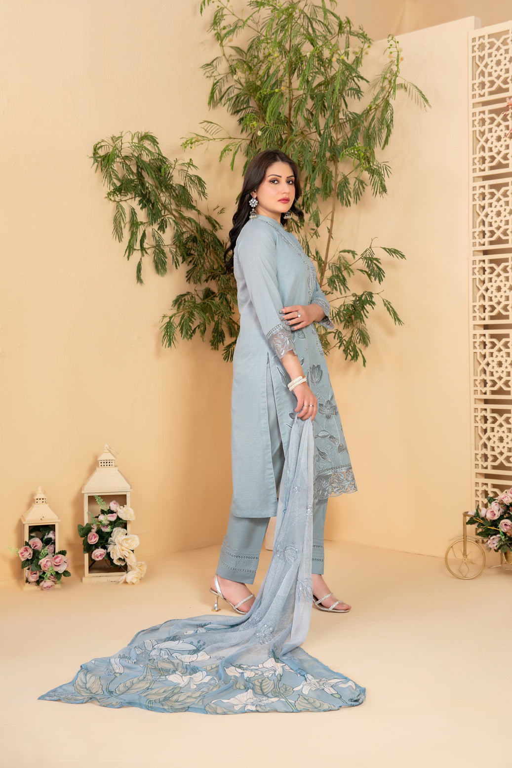 TAABIR BY TAWAKKAL LUXURY FESTIVAL 3PIECE STITCHED COLLECTION 2026 D#05