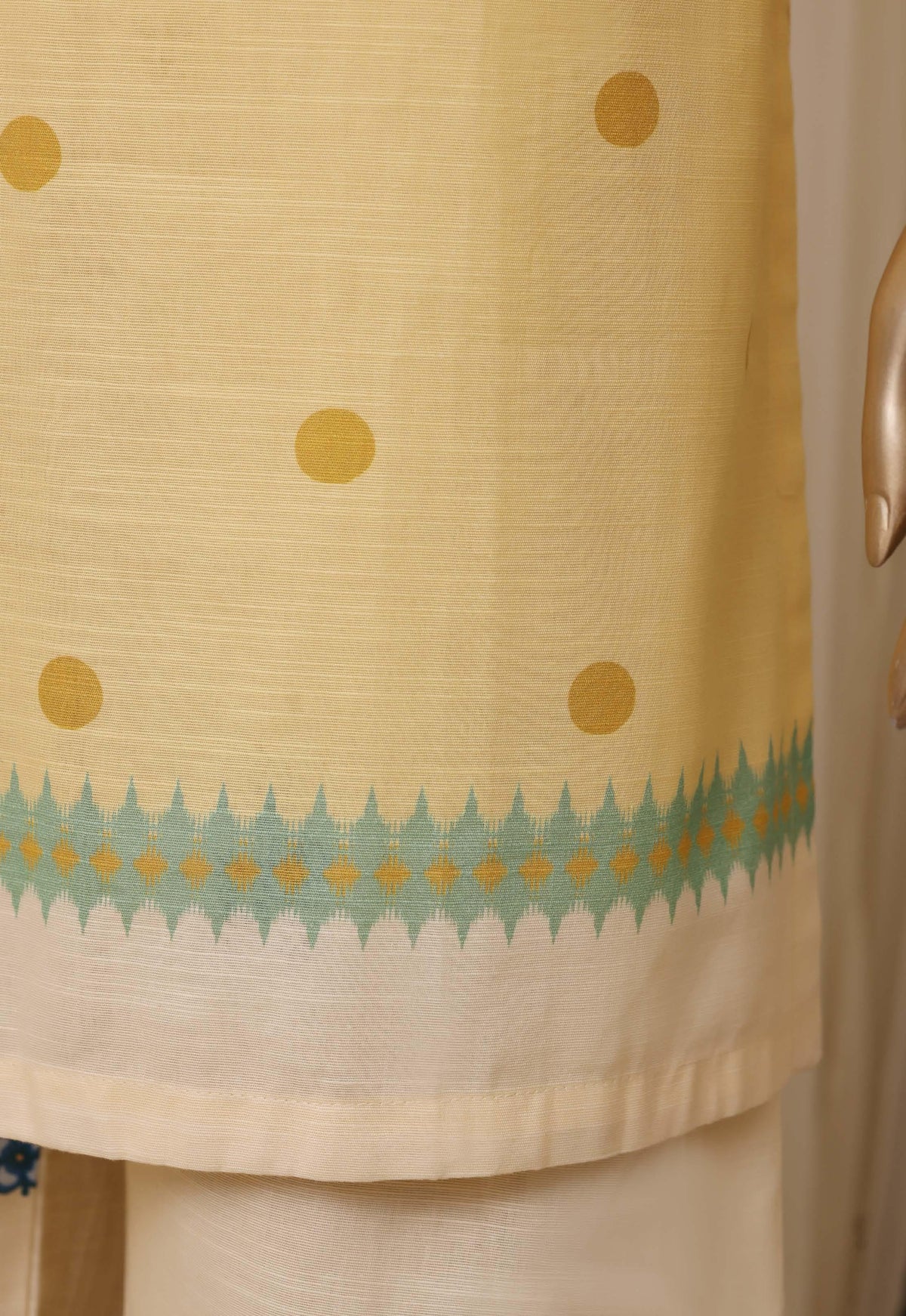 Sadabahar Luxury Khaddar Printed Winter 3Piece Vol-02 Collection SDKHV2-03