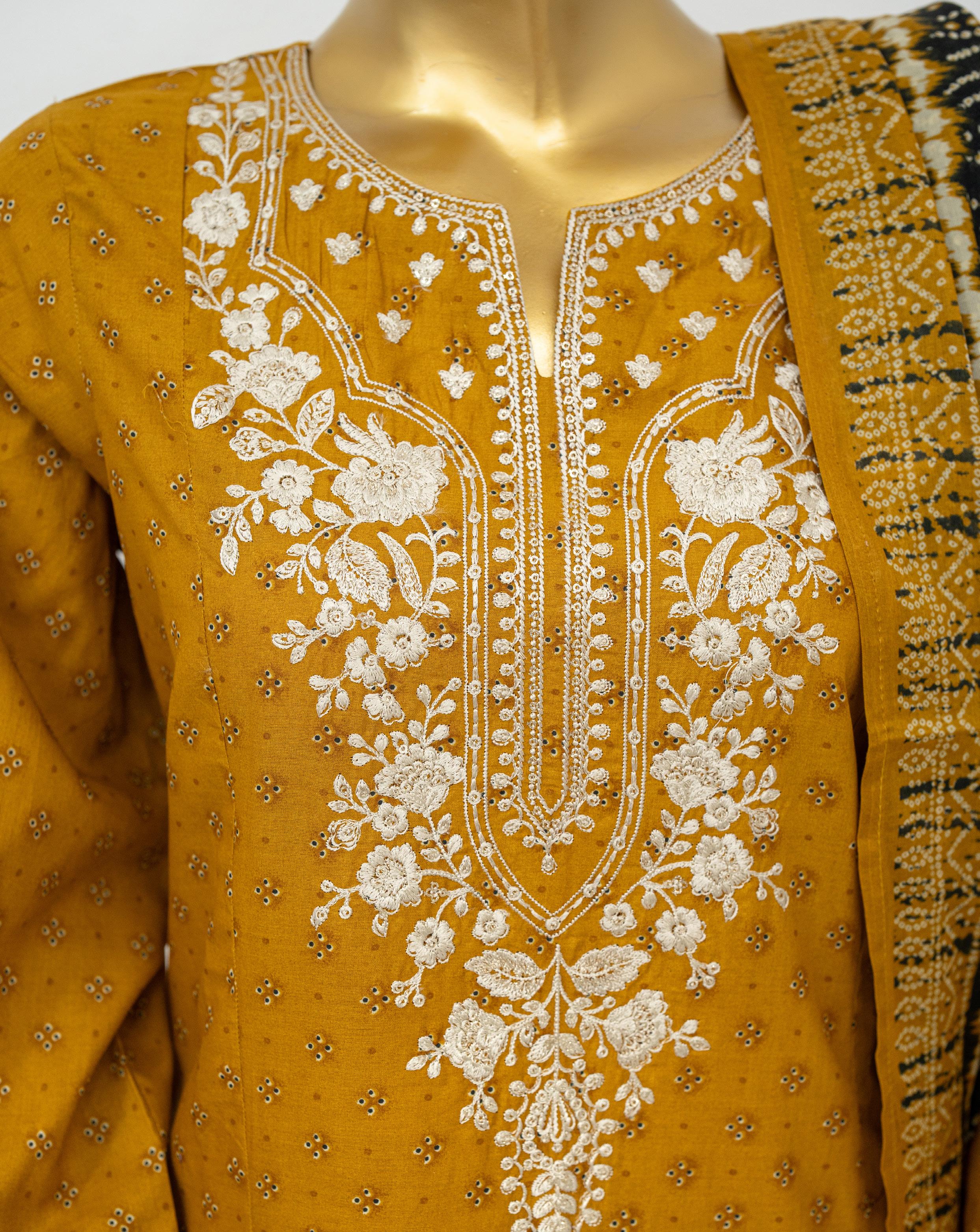 Bin Saeed Luxury Exclusive Embroidery 3 Piece Stitched Lawn Collection 2026 D#05