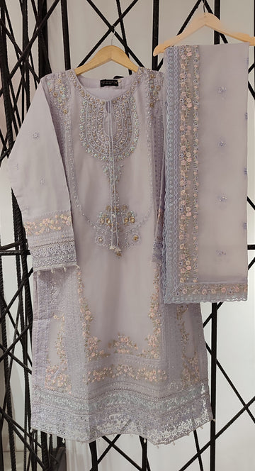 SADABAHAR LUXURY FORMAL FESTIVE °MAHPARA° ORGANZA EMBROIDERED 3PIECE STITCHED COLLECTION 2025 D-26