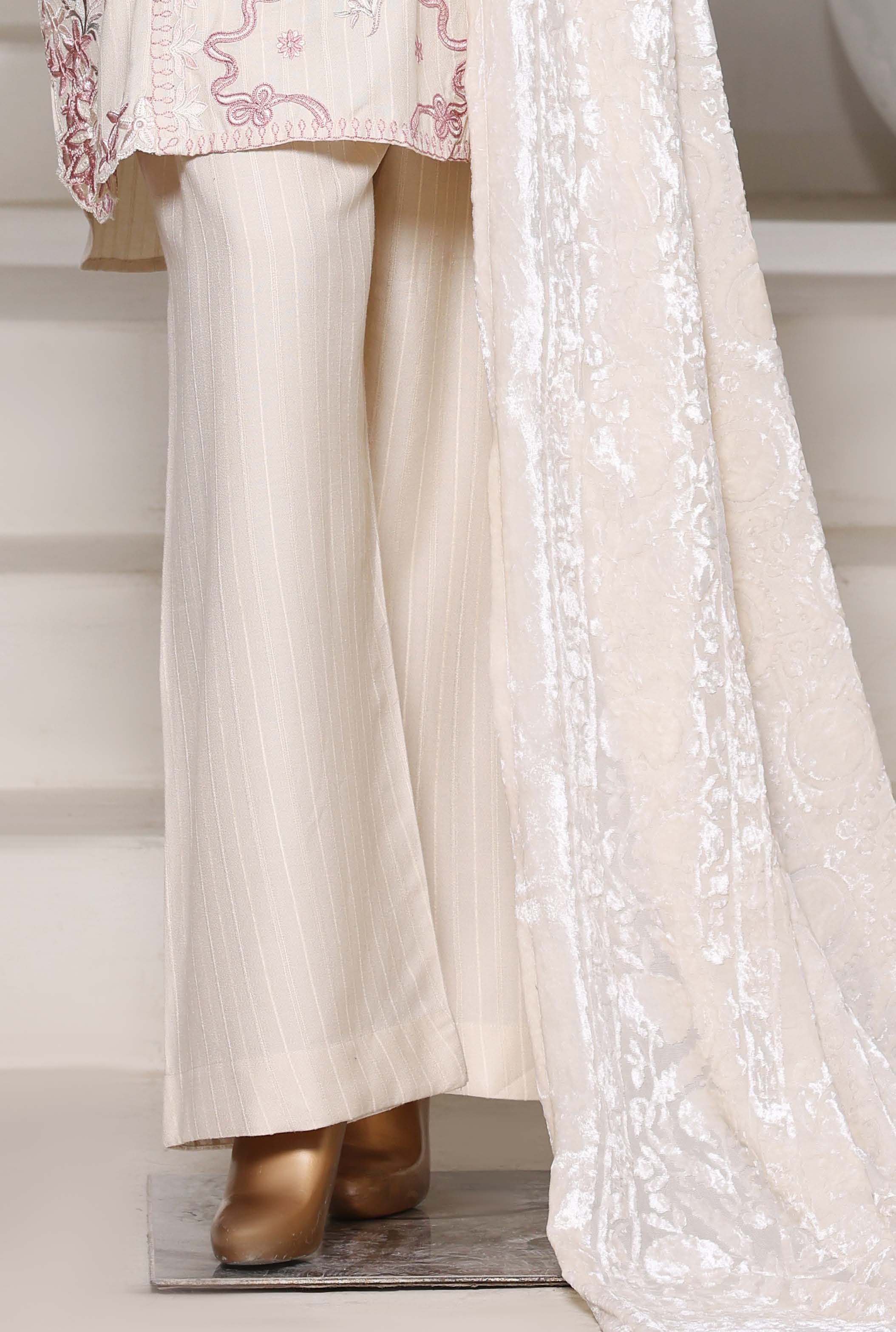 Sadabahar Stitched Winter Embroidery Dhanak 3Piece With Palachi Shwal Collection 2025 SDPL -03